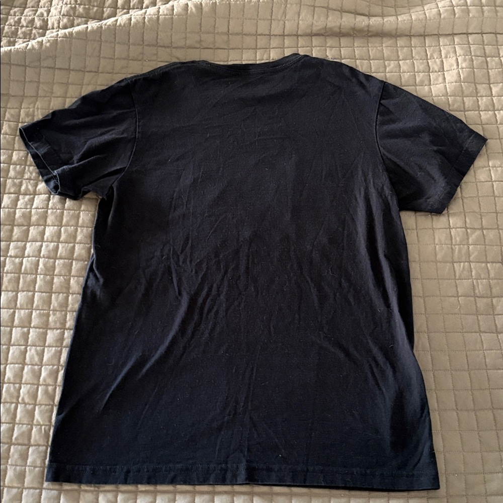 Men’s Disney Stitch Tee Size Small - Picture 4 of 4